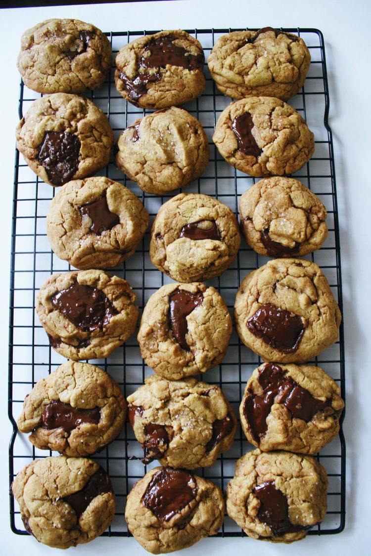 Cookies Recipe - Nutella Stuffed Chocolate Chip Cookies