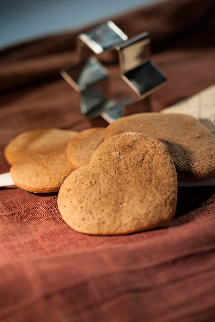 Gingerbread Cookie Recipe - Spiced Gingerbread Cookies