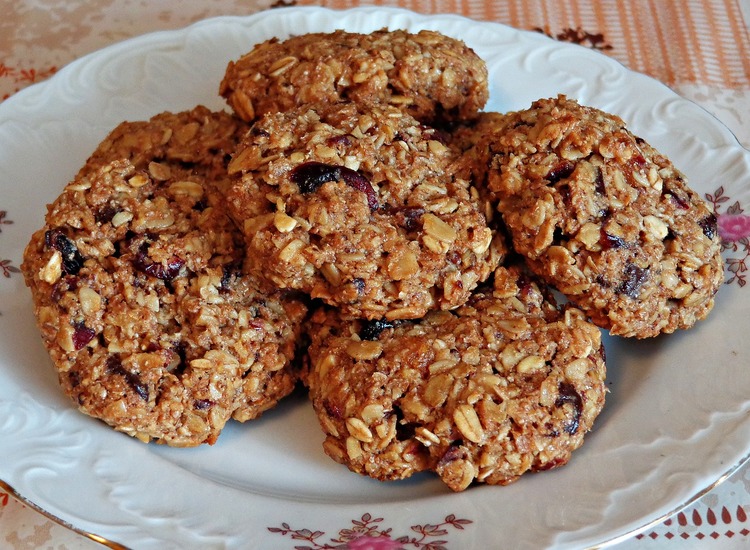 Oatmeal Cookie Recipe - Oatmeal Cranberry Cookies